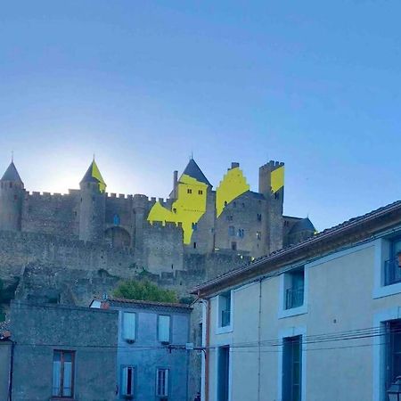 Le Templier Vue Cite Pied Cite Medievale Neuf Carcassone Kültér fotó